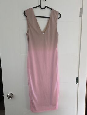 Pretty summer dress AFRM Two-Tone Beige to Pink Midi Dress